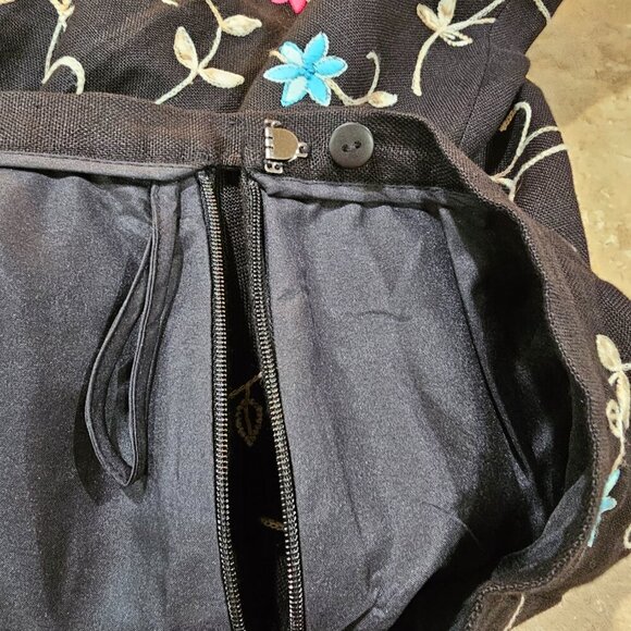 Women's Talbots Petites Irish Linen Embroidered Floral Crop Pants‎ Size 10 - Picture 8 of 8